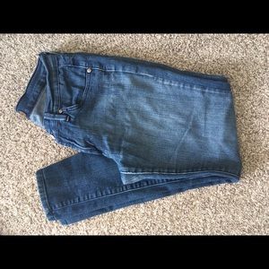 James Jeans Size 28 straight leg